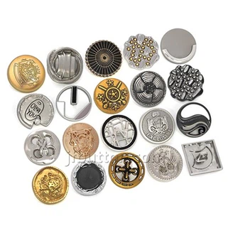 כפתורי החלפה למעילים